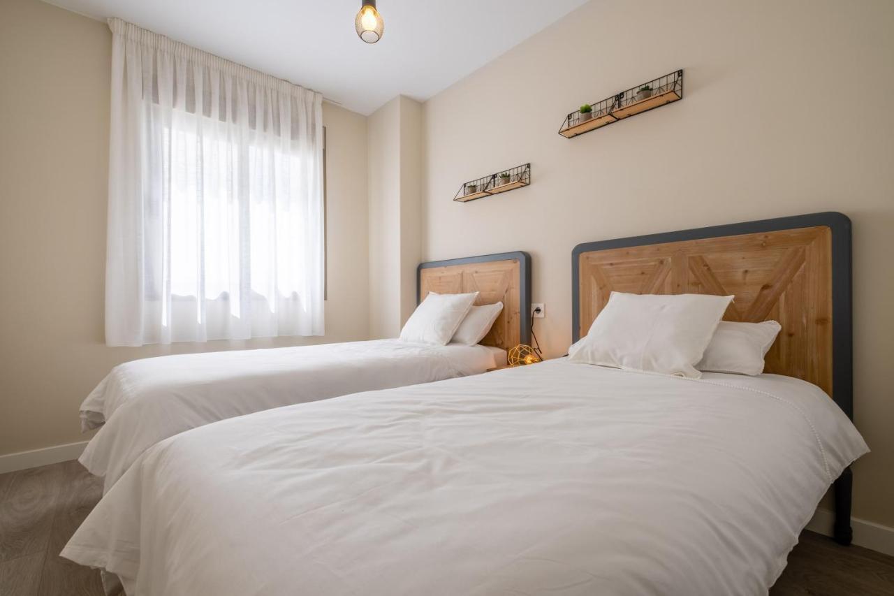 Minty Stay - Trinidad Apartments Malaga Exterior photo